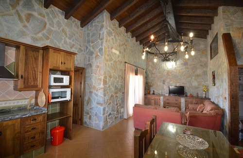 Conil de la Frontera Cottage | Rustic house with pool