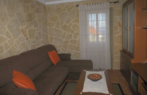 San Cibran House | Rustic house with sea views
