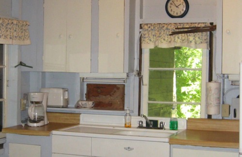 Gilmanton IW Cottage | Rustic Lakeside Cottage w/natural sand beach, crystal-clear water! Pet-Friendly