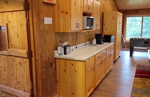 South Range House | Rustic Lodge near Lake Superior