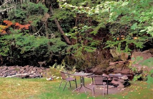 Lisbon House | Rustic Log Cabin #2 - "Peaceful Oasis"