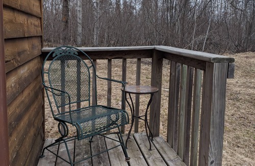 South Range Cabin | Rustic Personal Retreat Cabin, "Sunrise"