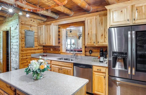 Chestnut Mound House | Rustic Retreat in Hickman on 160 Acres w/Views!