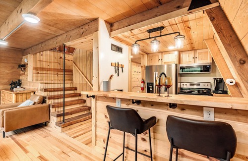 Caledonia Cabin | Rustic Riverside A-Frame Retreat: Secluded Charm.