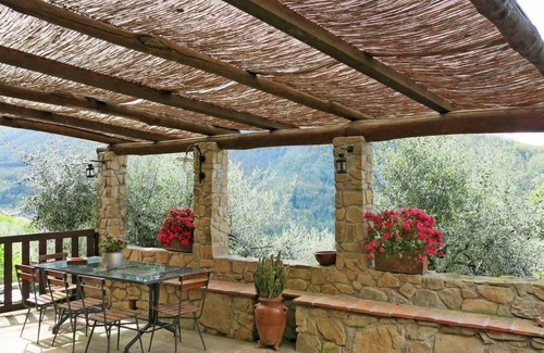 Benabbio House | Rustic single house with exclusive swimming pool and large private garden
