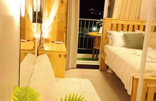 Lapu-Lapu Apartment | Rustic Studio w/Balcony, Large Pool, and 7/11 Store near Mactan Airport