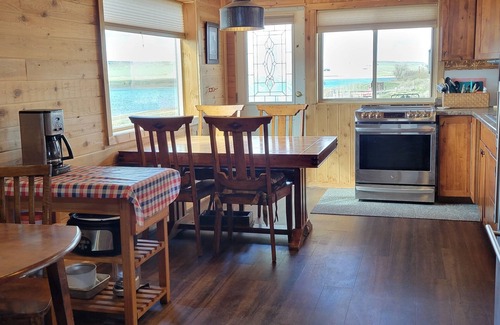 Laramie Cottage | Rustic Wyoming Lake Cottage with nMountains Views.