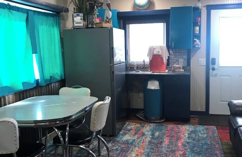 Laramie Cottage | Rustic Wyoming Lake Cottage with nMountains Views.