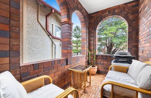 Manly House | Rustica Cove Heritage Escape by Manlys Shores