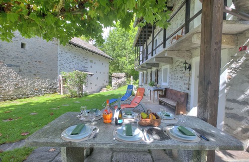 Frasco Ski Chalet | Rustico al platano 1, Frasco, Switzerland
