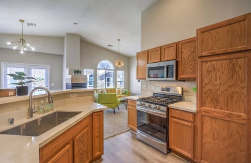 River Mountain Condo | Rusty Ridge | 2BR Condo, Garage, Community Pool
