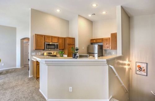 River Mountain Condo | Rusty Ridge | 2BR Condo, Garage, Community Pool