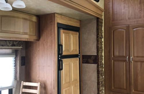 James Monroe House | RV /Efficiency Apartment /Studio