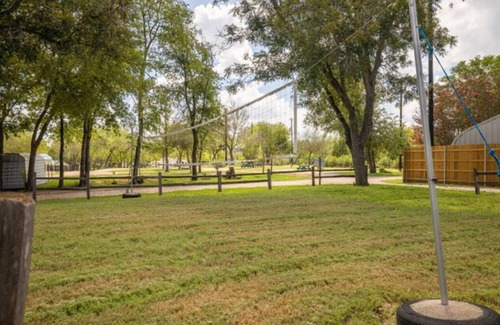 Buchanan Dam RV Rental | RV Site - Pull Through 37