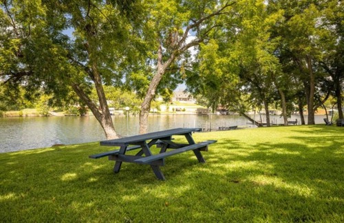 Buchanan Dam RV Rental | RV Site - Pull Through 37