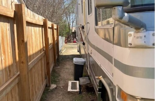 Kirby House | RV w/master bedroom, full bath & kitchen.