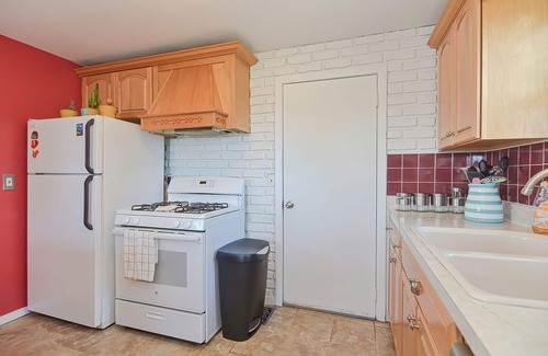 Beverly House | Ryal Side Hideaway: Beverly Charm