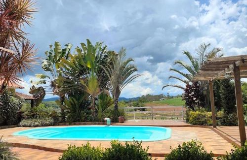 Borda da Mata House | Sítio com piscina cercada por belas paisagens