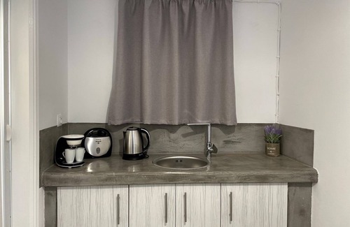 Perissa Apartment | Sabbia Calda Apartment 100 metters from black beach