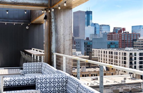 Warehouse District Apartment | Sable 901 - Penthouse