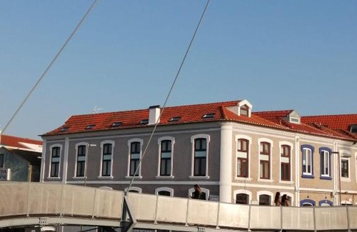 Aveiro Apartment | SACHA RIA EM PLENO CORAÇÃO DE AVEIRO