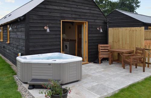 Denton House | Saddlers Cottage