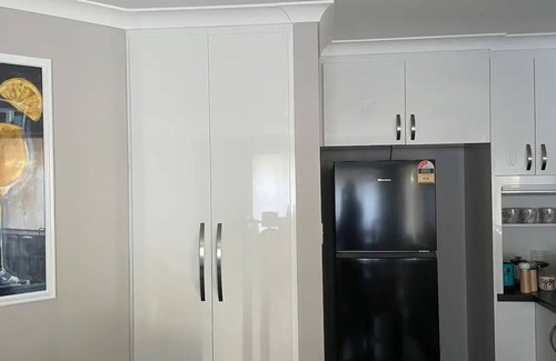 Somerville House | Safe, Secure, Home from Home Suits FIFOs