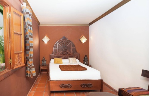 San Francisco-Ribera House | Safestay Cordoba Mezquita Catedral