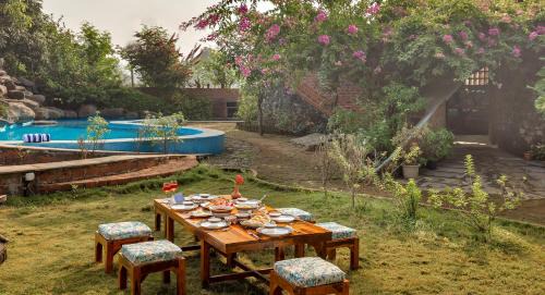 Vada Villa | Saffronstays Terracotta Trails