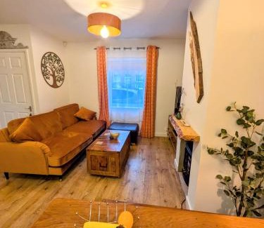 Glastonbury House | SAGE HOUSE - Tranquil sanctuary in the heart of Glastonbury