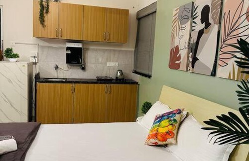 Koregaon Park Apartment | Sage : Private Studio Room in Koregaon Park