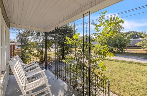 Parker House | Sage Submarine- Pet Friendly Home 2 mi to Downtown