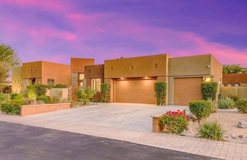 Indio House | Sahara: Mountain Views, Pickleball, Golf Ev Chgr!