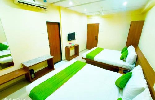 Shirdi Hotel | SAI SRUSHTI by NEEM SQUARE