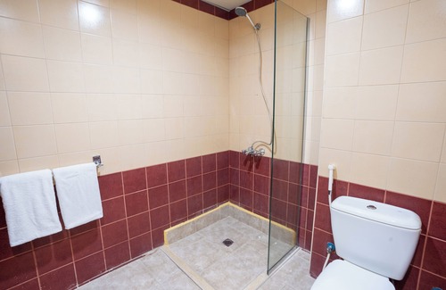 Al Aziziyah Hotel | Saif plus 2