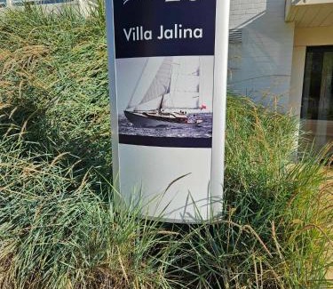 Nieuwpoort Apartment | Sailors Beach VI Villa Jalina verwarmd zwembad in het hoogseizoen