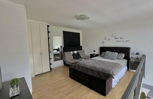 Czerniewicz House | Saint Sebastian Flat 704 - Com Hidro! até 4 pessoas, Duplex, no centro