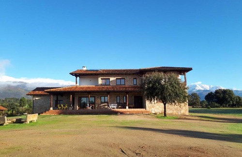 Villanueva De La Vera House | Sakura Vera