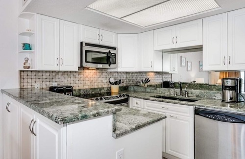 Orange Beach East Condo | 🏖️ SALE! Awesome Direct Beach Front Condo Best Location & Value on the Beach