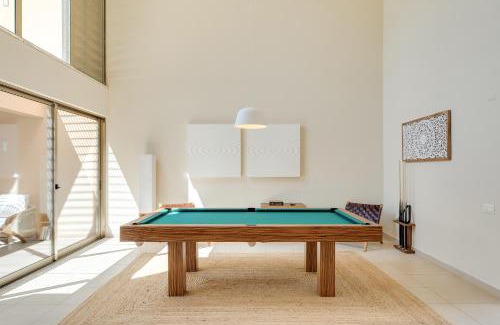 Salgados Villa | Salgados Premium Beach Villa by DA'Home