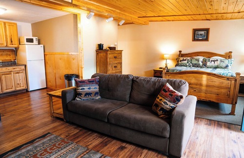 Salida Hotel | Salida Inn & Monarch Suites