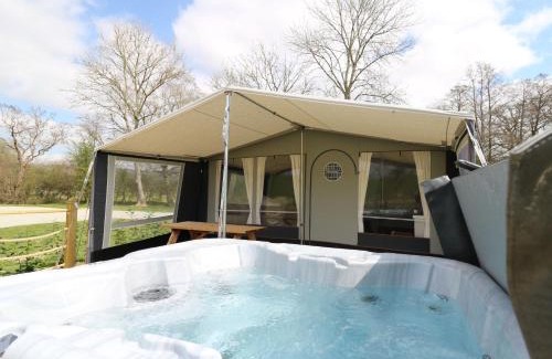 Rhayader House | Salmon