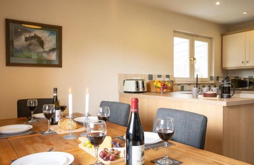 Carrbridge House | Salmon Run Lodge