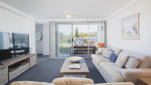 Fingal Bay House | Salt Air at Fingal Bay