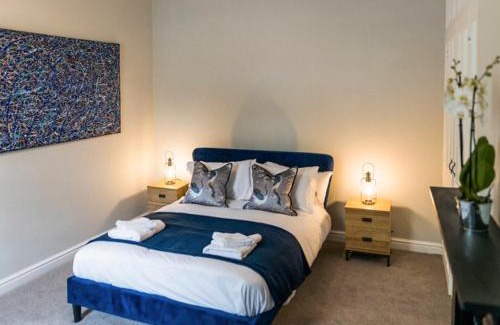 Berkeley House | Salt House - Uk43012