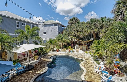 Horton Shores House | Salt Life Pool Home ~ Ocean Views ~ Walk to Flagler Avenue ~ 604S