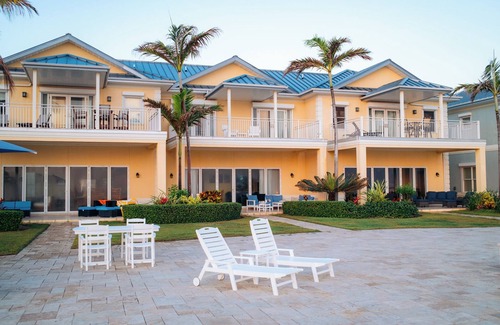 Jimmy Hill Villa | Saltwater Sunrise at Exuma Beach Georgetown Ocean Front Vacation in Paradise