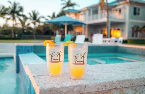 Jimmy Hill Villa | Saltwater Sunrise at Exuma Beach Georgetown Ocean Front Vacation in Paradise