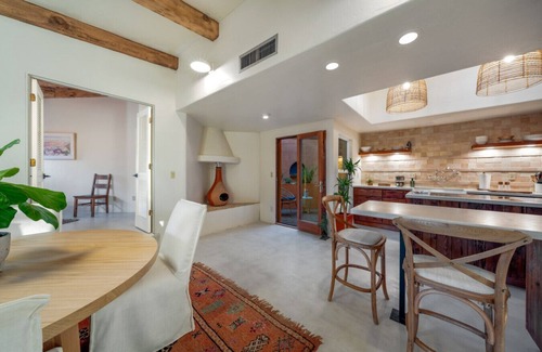Sam Hughes House | Sam Hughes/Completely Remodeled/2 BR 1.5 BA