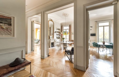 Figares House | Samanta Narzan 2BD located in Cifrantelo